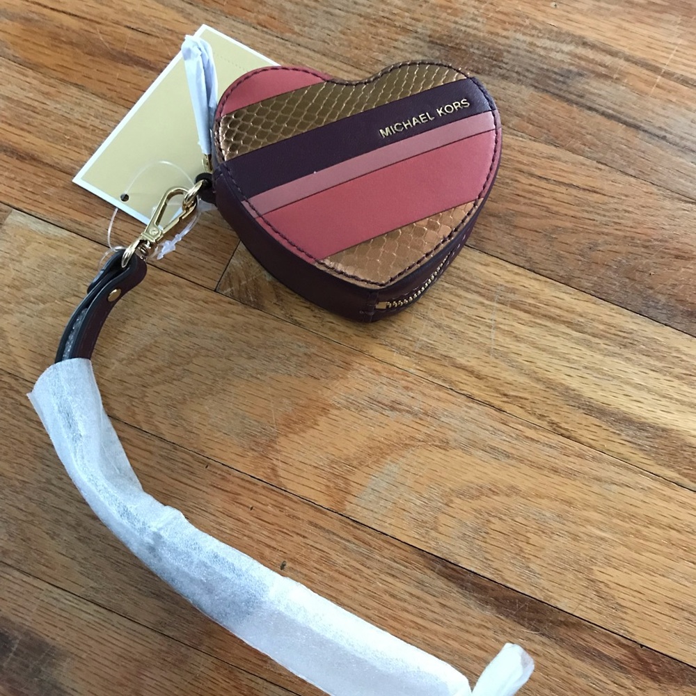 Michael Kors wristlet